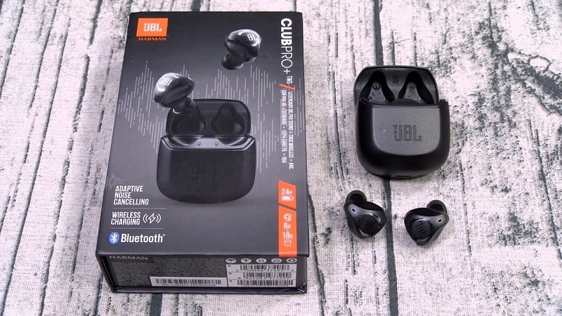 Tai nghe True Wireless JBL Club Pro+ TWS