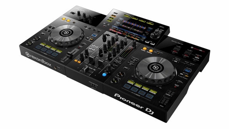 Bàn DJ Pioneer XDJ-RR sản xuất ở đâu