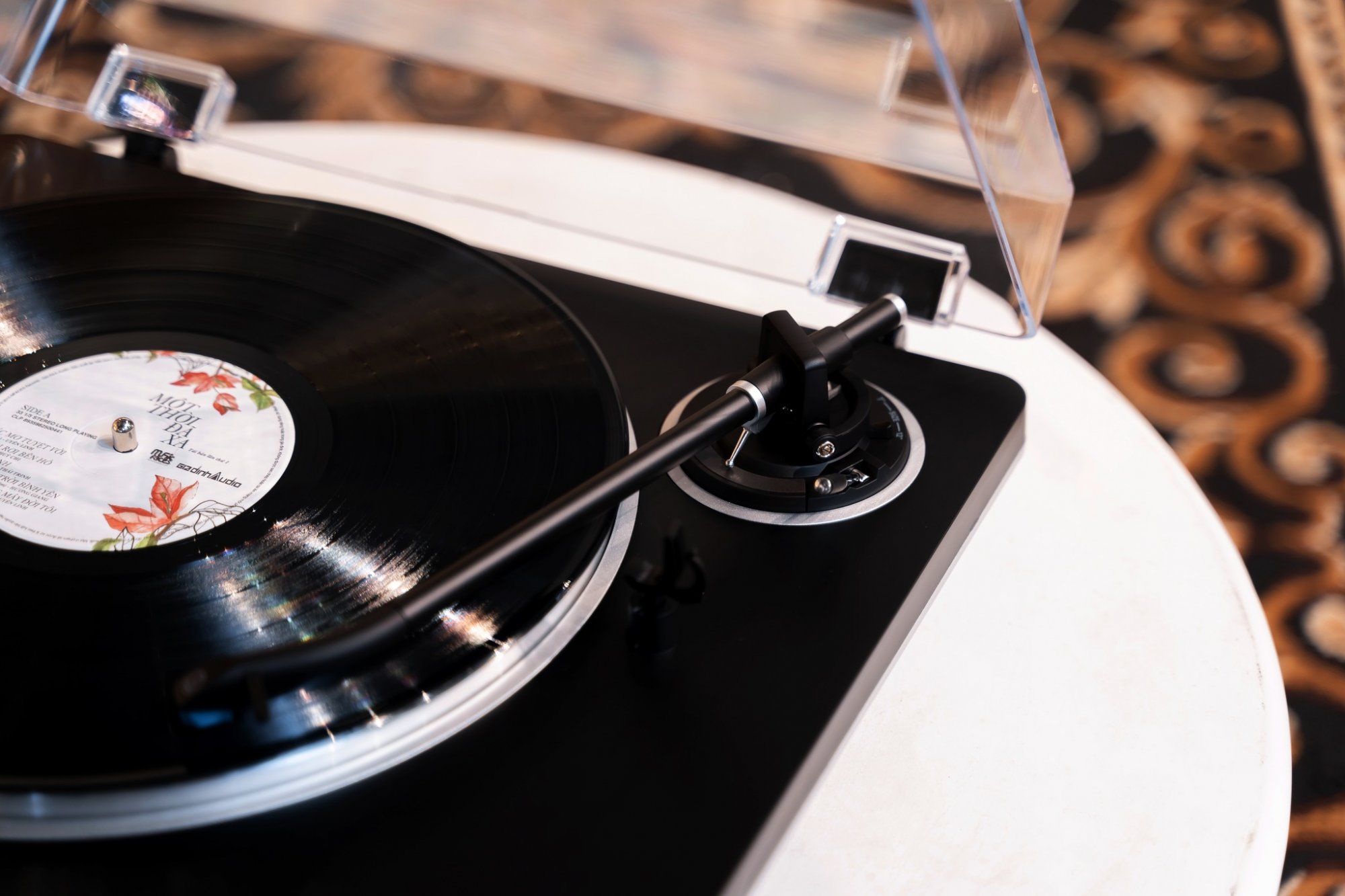 LP70XBT